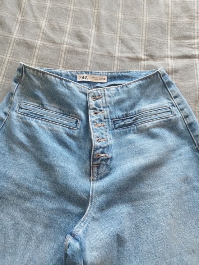 Pantalón campana zara
