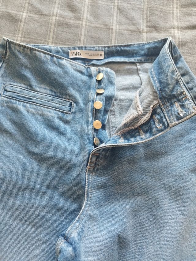 Pantalón campana zara