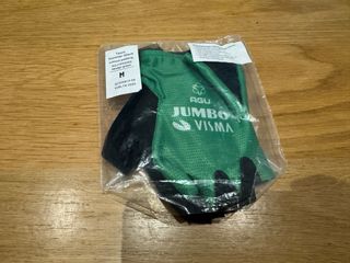NUEVO.  TALLA M. GUANTES JUMBO VISMA