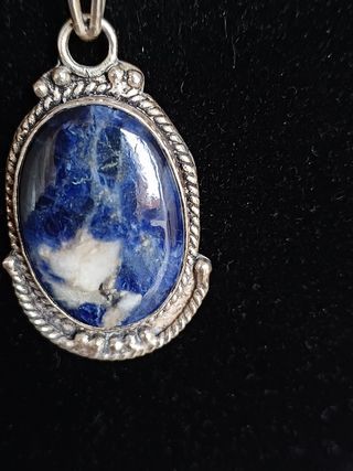 Colgante y cadena de plata