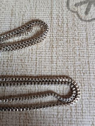 Colgante y cadena de plata