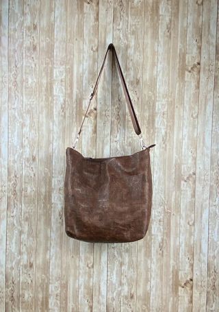 MAGNÍFICO Bolso Tote de hombro marrón. 