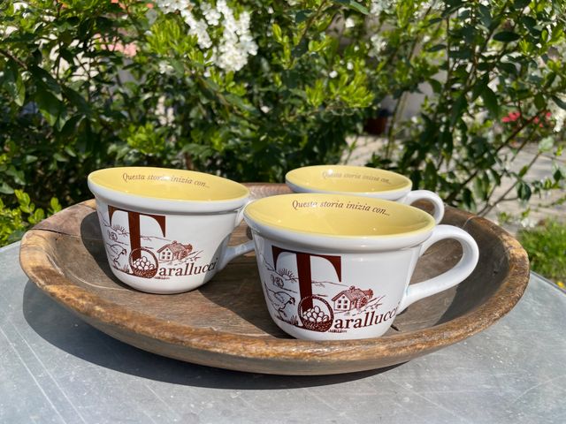 N.3 tazze mulino bianco serie 2012 cantastorie