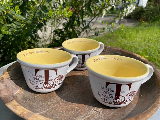 N.3 tazze mulino bianco serie 2012 cantastorie