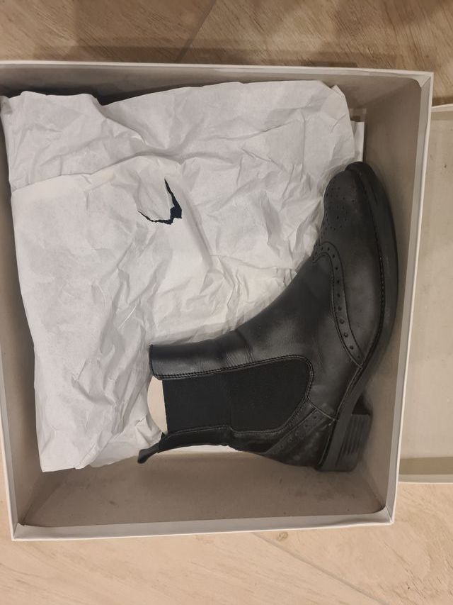 Polacchino donna in pelle dettagli brogue TG.37