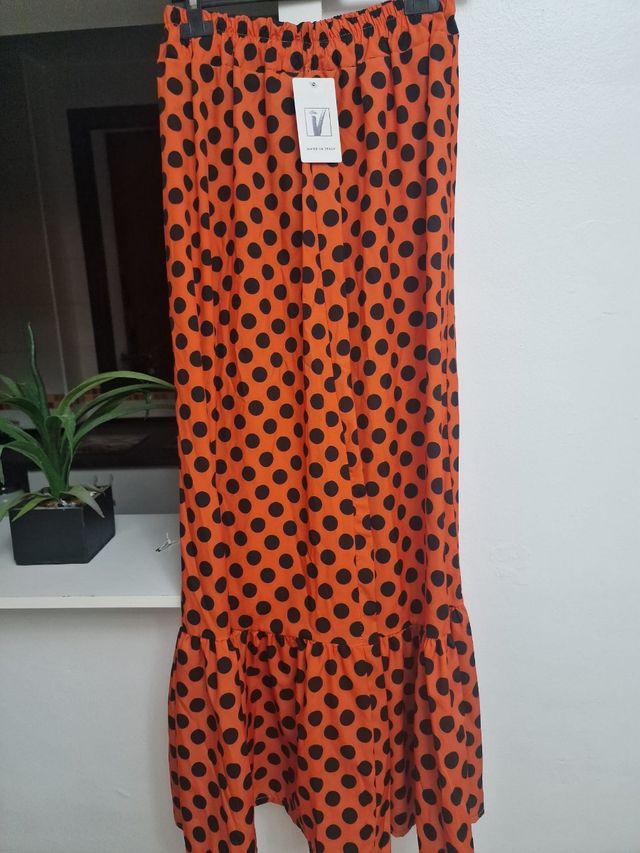 Falda larga de mujer