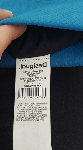 Bolso Desigual azul y negro.No negociable