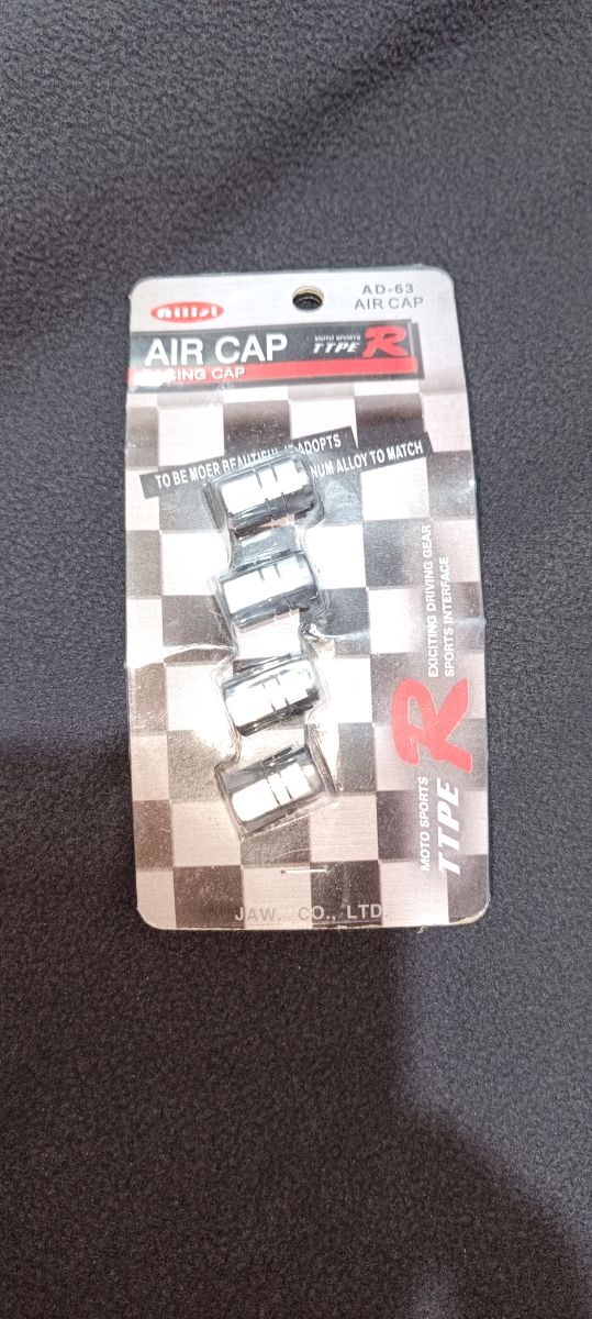 Tappi per valvole delle ruote