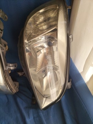 faros Opel zafira