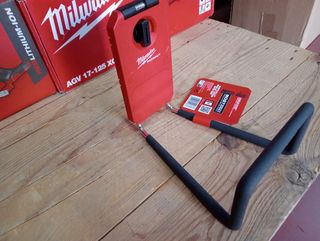 Milwaukee - Gancho largo cerrado PACKOUT