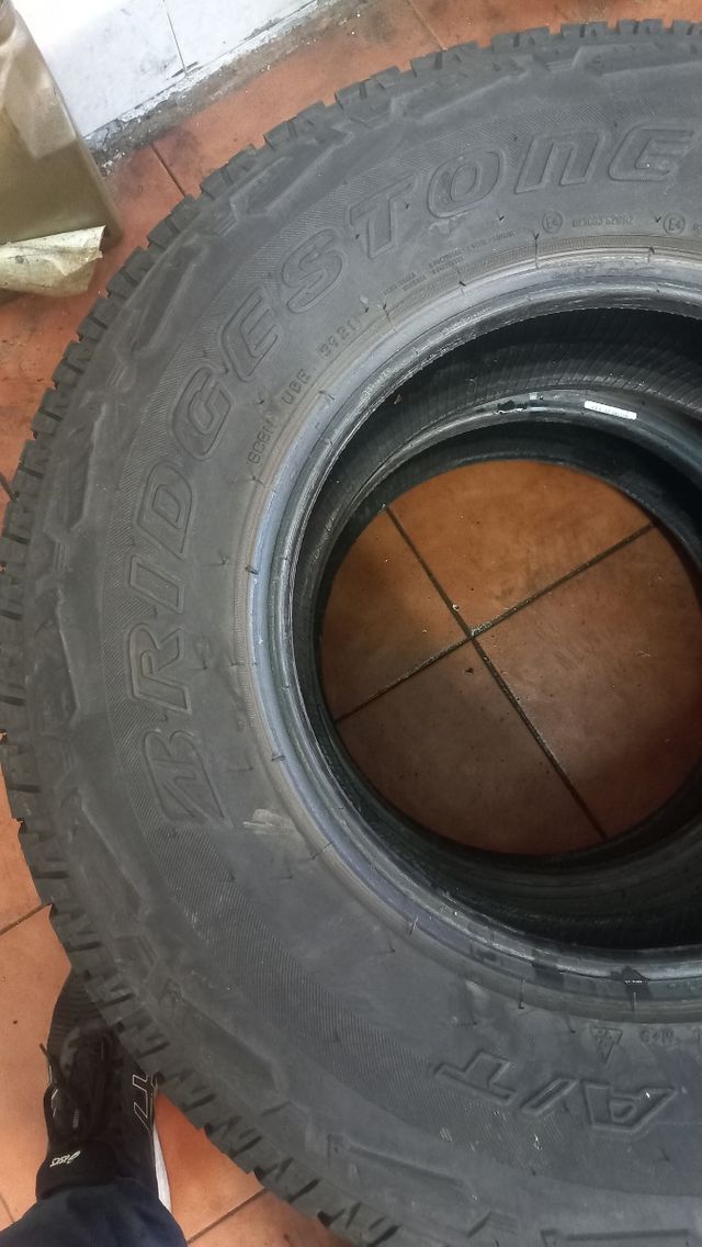 ruedas en muy buen edtado