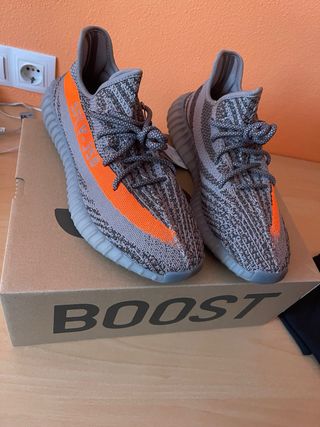 Yeezy 350 V2
