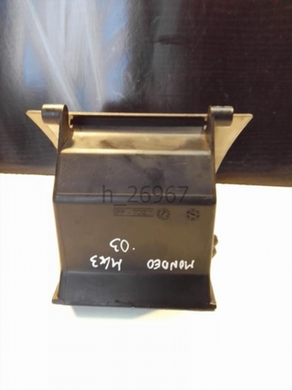 Guantera Ford Mondeo II Sedan (2001-2007)  h_26967