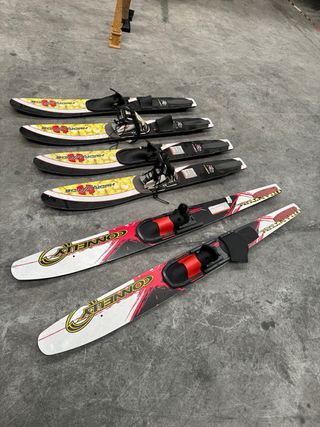 Esquís nauticos. solo disponibles los pequeños