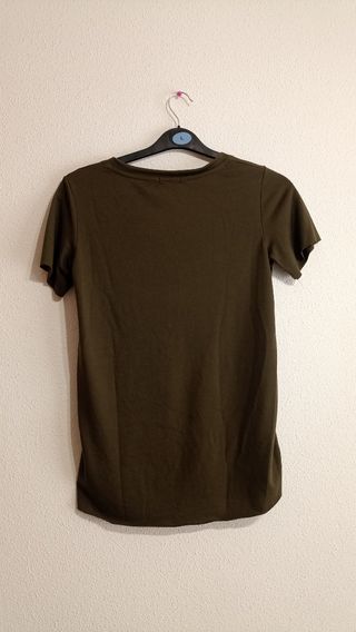 Camiseta manga corta caqui Bershka