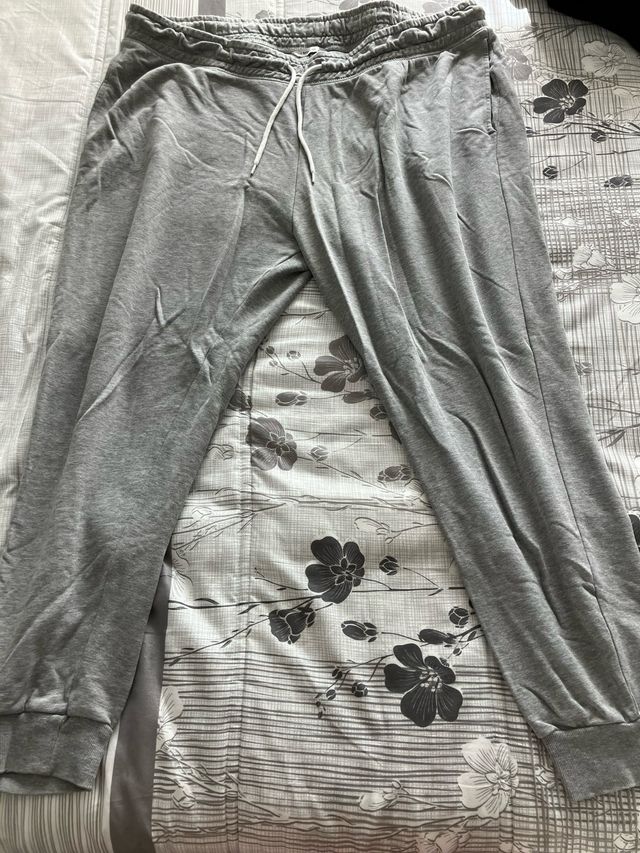 Pantalon chandal gris