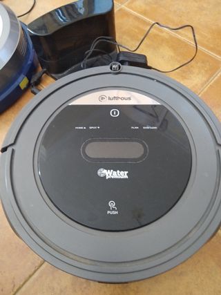 2 robot aspirador