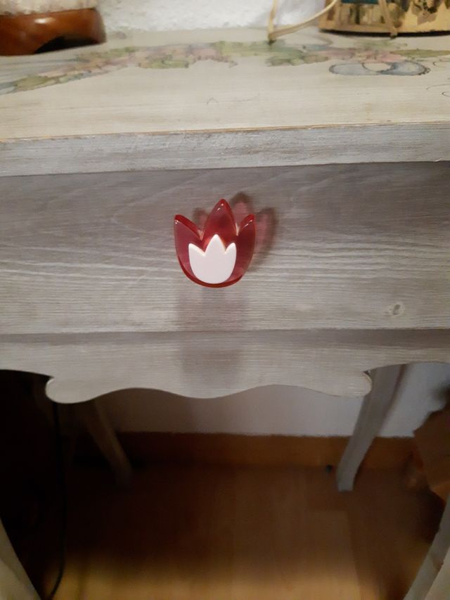 7 Tiradores tulipanes