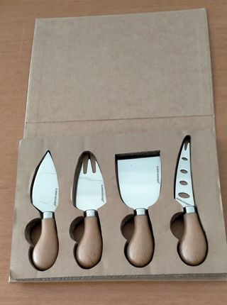 2 SET di coltellini per formaggio 