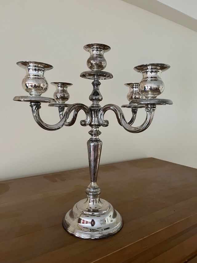 Candelabros con baño de plata