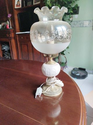 Lámpara de mesita