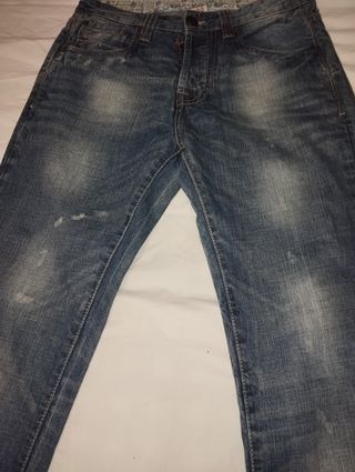 Pantalón vaquero Springfield.