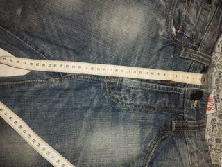 Pantalón vaquero Springfield.