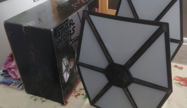 STAR WARS First Order Tie Fighter