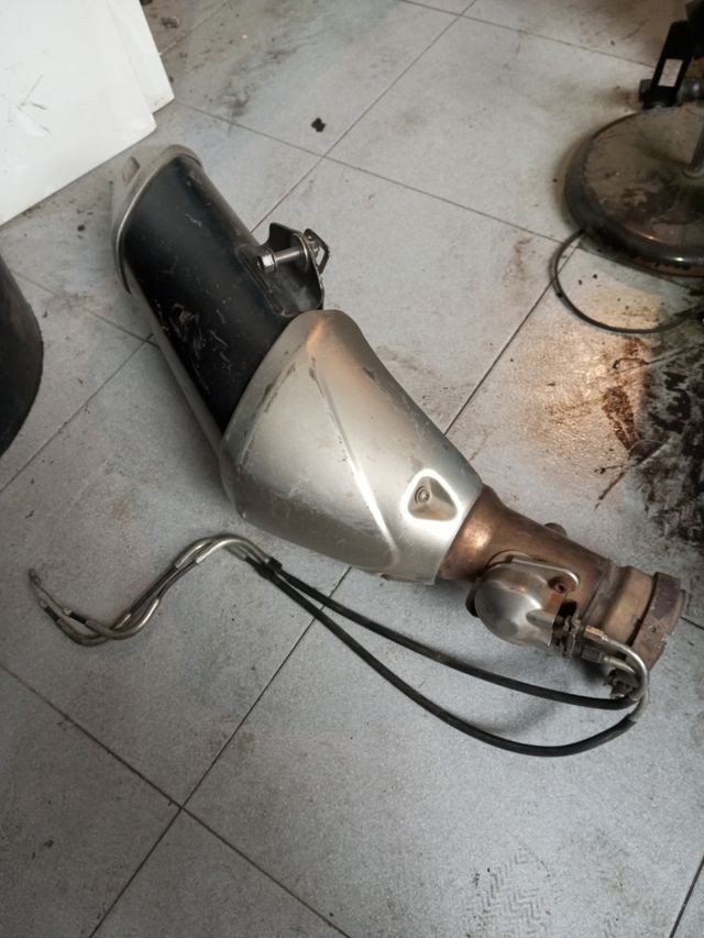 YAMAHA FZ1 ESCAPE SERIE