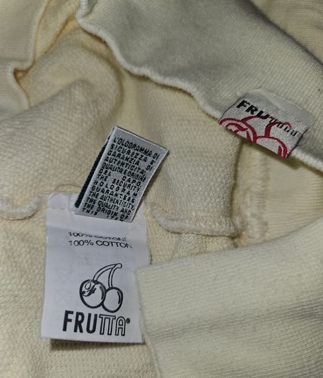 Felpa color panna con cappuccio