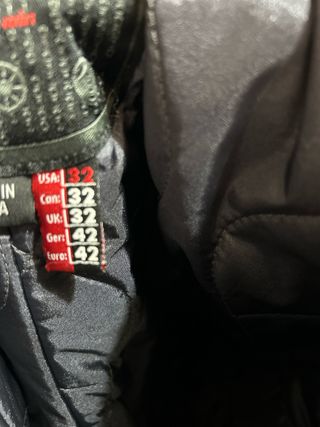 Pantalon desmontable de moto repelente al agua