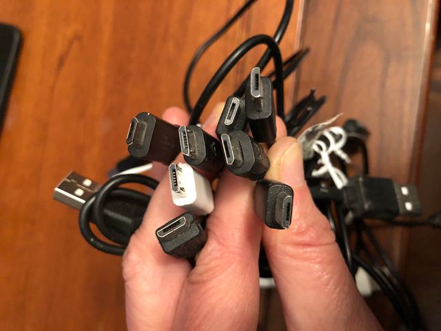 Lotto di 8 cavi da USB-A a micro-USB