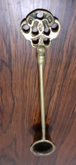 Bronce apagavelas inglés antiguo victoriano.