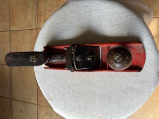 Cepillo metálico de carpintero URKO