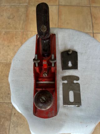 Cepillo metálico de carpintero URKO