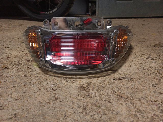 Piloto trasero Kymco Xciting 500R