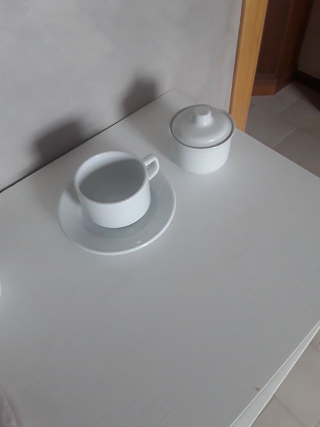 Tazza e zuccheriera