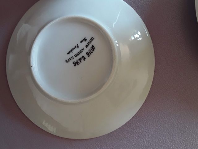 Tazzine da caffè con piattino