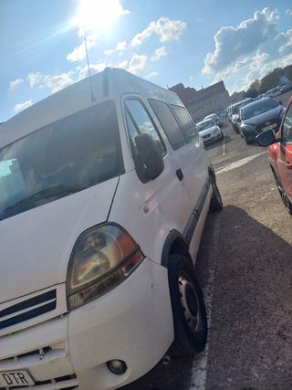 Hago transportes mudanzas