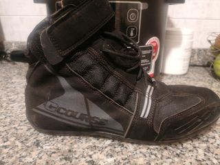 Scarpe moto con protezioni