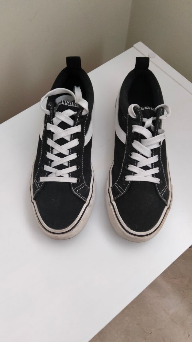 Zapatillas lona. N° 39. Unisex