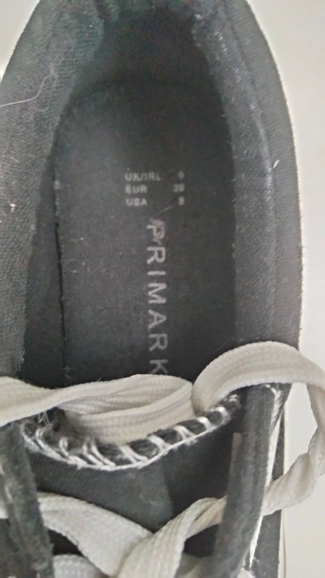 Zapatillas lona. N° 39. Unisex