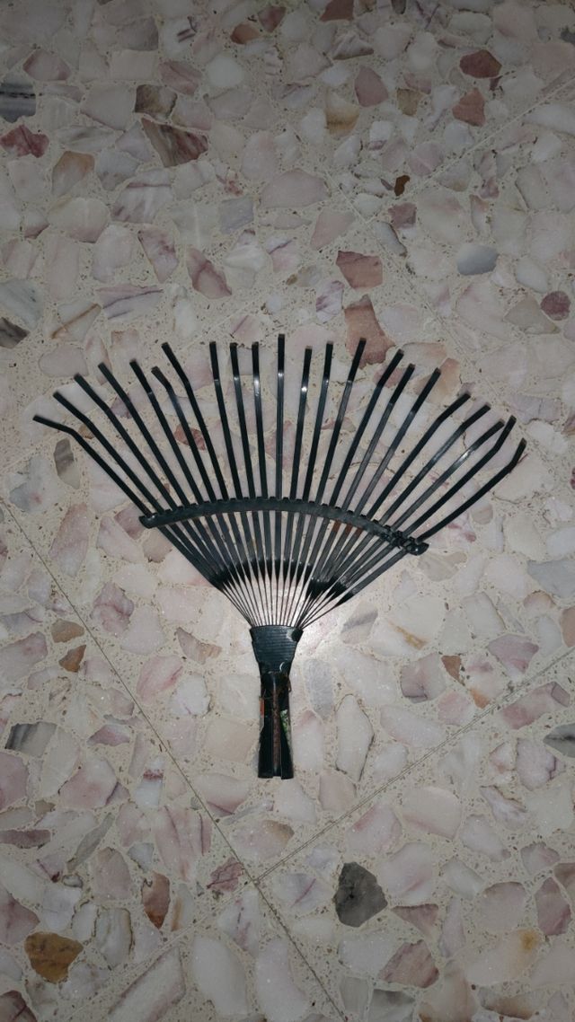 Rastrillo para Recoger Hojas