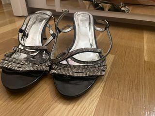 Sandalias Plateadas para Bodas y Eventos