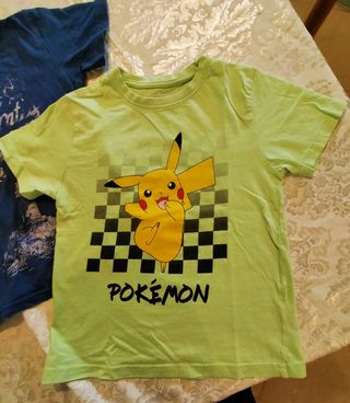 2  t-shirt bambino 5/6 anni