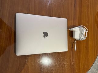 MacBook Pro 13”