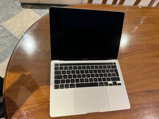 MacBook Pro 13”