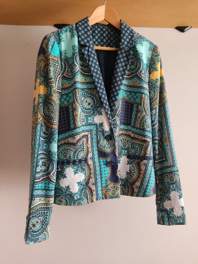 Blazer estampada mujer
