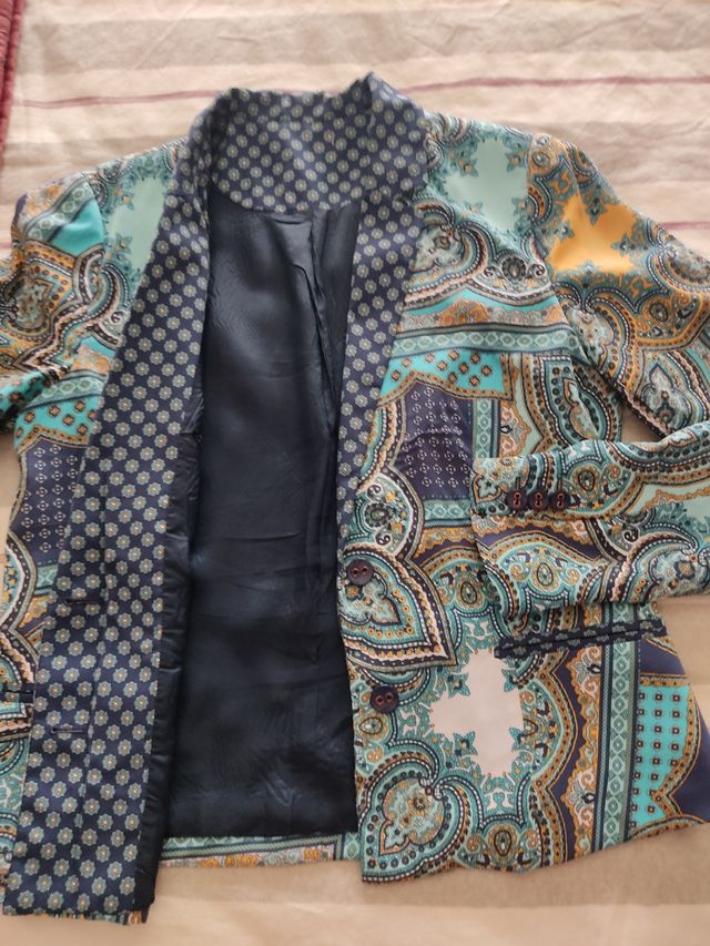 Blazer estampada mujer