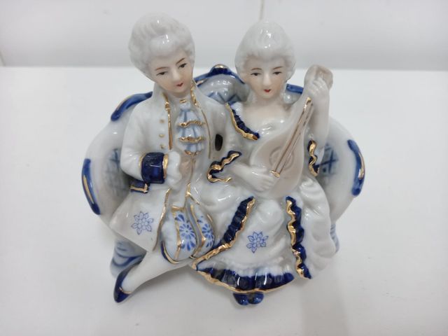 Lotto di decorazioni antiche